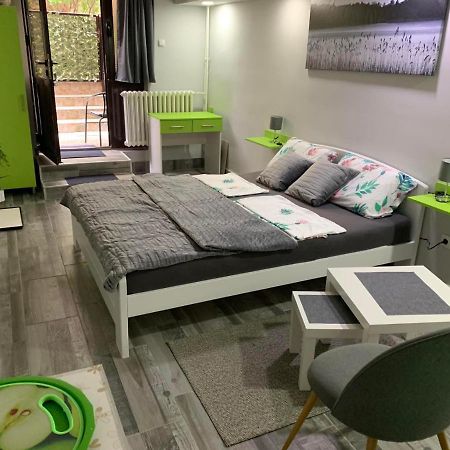 Apartman Lara Белград Экстерьер фото